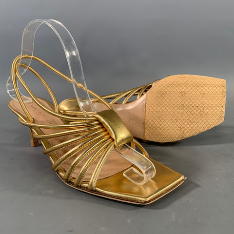 GIANVITO ROSSI Size 7.5 Gold Strappy Sandals