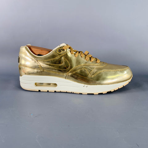 NIKE 2020 30th Anniversary Size 12 Gold Metallic Low Top Sneakers