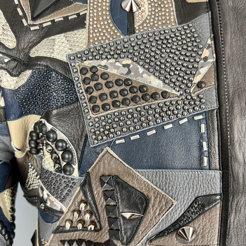 FENDI Printemps 2016 Taille 34 Gris Bleu Agneau Cerf Cuir Peau de Serpent Clouté Allover Monster Veste