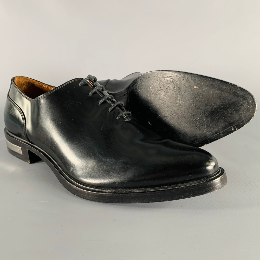 GIVENCHY Size 9 Black Leather Metal Trim Lace-Up Shoes Sui Generis Designer Consignment GIVENCHY Size 9 Black Leather Metal Trim Lace-Up Shoes Sui Generis Designer Consignment