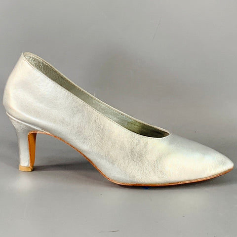 MARTINIANO Size 7.5 Metallic Silver Kidskin Leather Pointed Toe Pumps