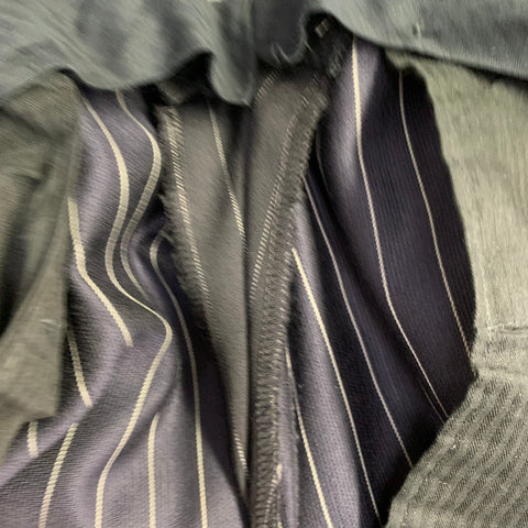 ARMANI COLLEZIONI Size 44 Long Black White Pinstripe Wool Peak Lapel Suit