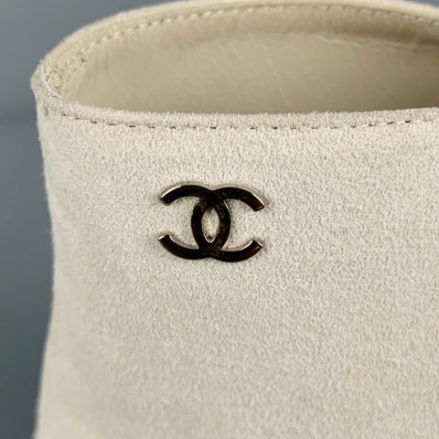 CHANEL Talla 5 Botas con cordones y puntera de ante gris y negro