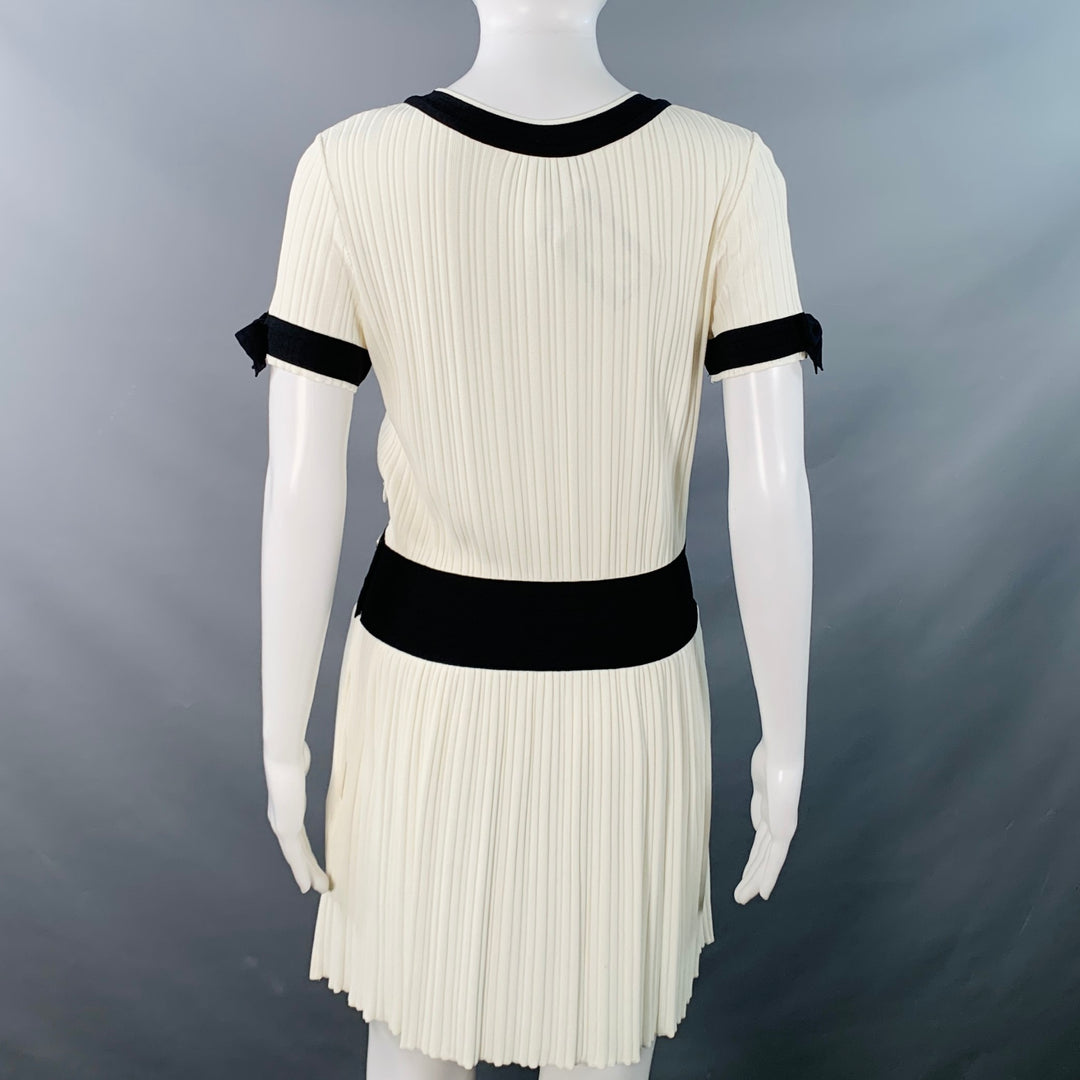CHANEL Size 6 Cream Black Viscose Blend Ribbed Contrast Trim Drop Wais –  Sui Generis Designer Consignment