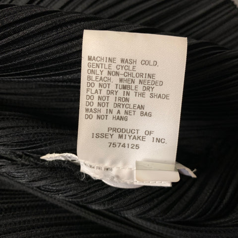 PLEATS PLEASE by ISSEY MIYAKE Size L Black Polyester Pleated Casual Top