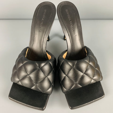 BOTTEGA VENETA Size 10 Black Quilted Leather Square Toe Sandals