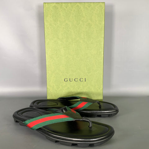 GUCCI Size 10.5 Black Green & Red Stripe Leather Thong Sandals