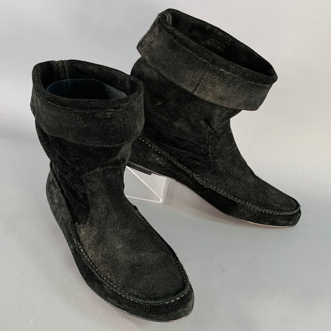 ELIZABETH and JAMES Size 10 Black Suede Moccasin Boots