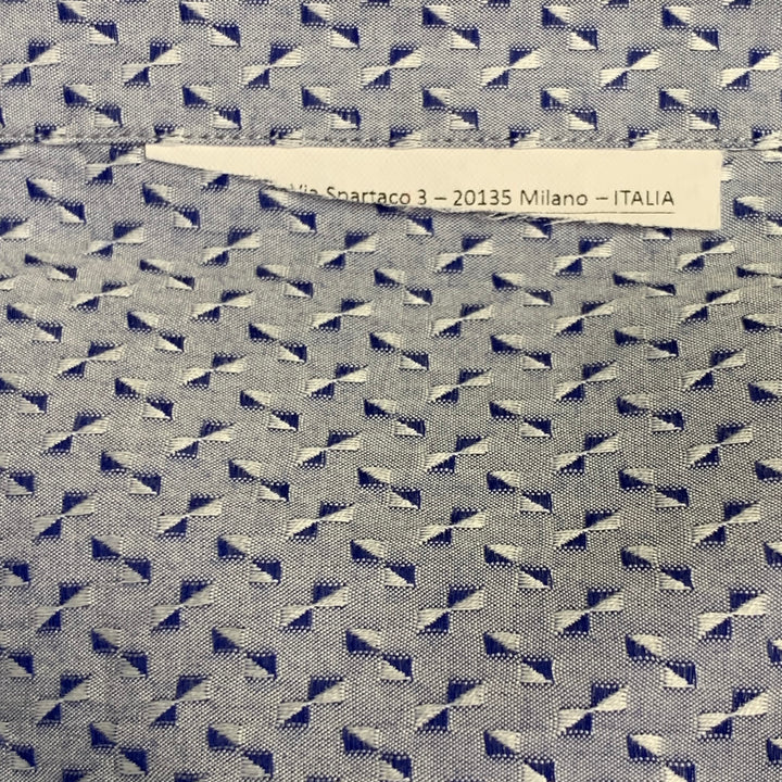ETRO Size XL Blue Jacquard Cotton Curved Cutaway Long Sleeve Shirt