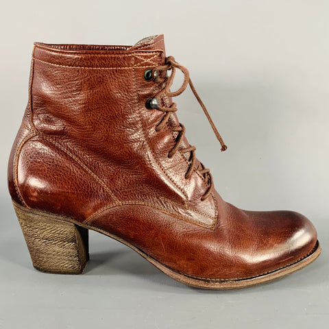 N.D.C. Size 10 Brown Leather Lace-Up Boots