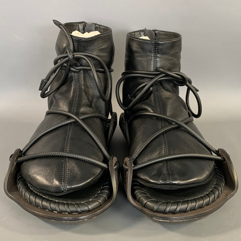 SALVATORE FERRAGAMO Size 10 Black Leather Gladiator Sandals