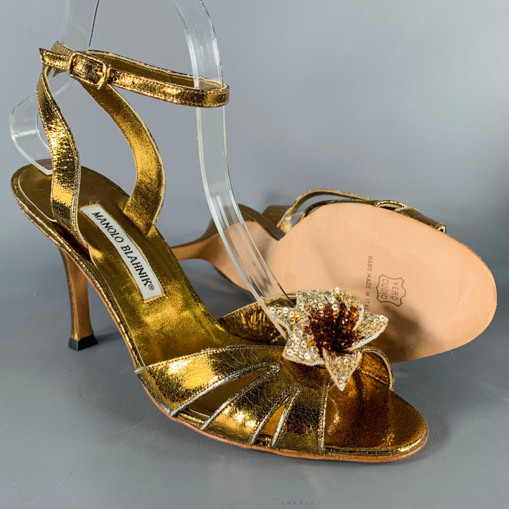 MANOLO BLAHNIK Size 8 Gold Leather Crackled Beaded Sandals