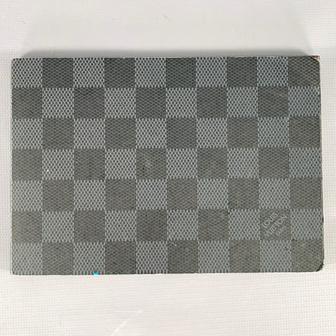 LOUIS VUITTON  Black White Rare Casino Night Poker Chip