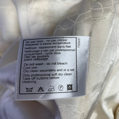 CHANEL Cream Cotton Camelia Pin Single breasted Jacket (Indoor) / Blazer