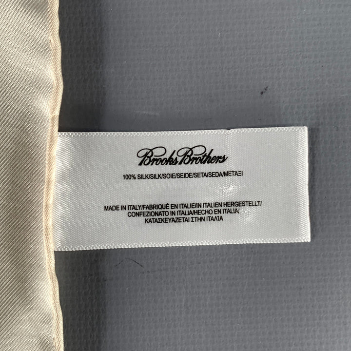 BROOKS BROTHERS Cream Solid Silk Pocket Square