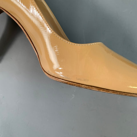 PRADA Size 7 Beige Leather Saffiano Pointed Toe Stiletto Heels Pumps