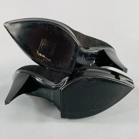 GIANFRANCO FERRE Size 9 Black Suede Platform Pumps