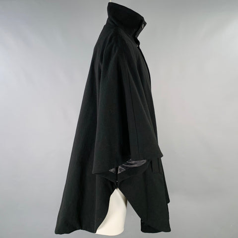 YANTOR Size M Black Wool Poncho Coat