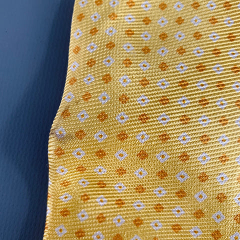 Cravate KITON motifs floraux orange et jaune