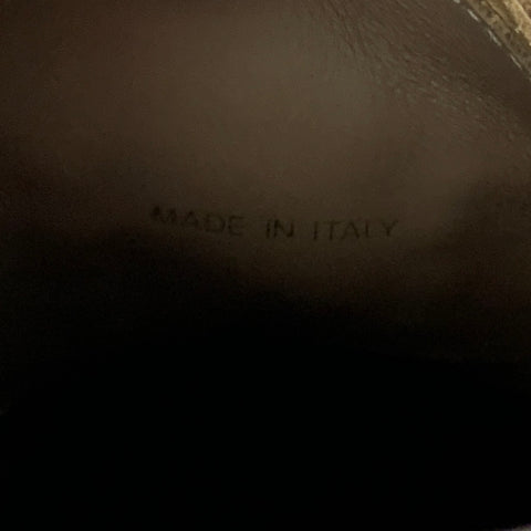 PRADA Talla 10 Zapatos con cordones y plataforma de cuero perforado dorado