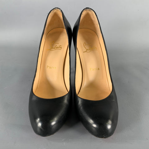 CHRISTIAN LOUBOUTIN Size 7.5 Black Leather Round Toe Pumps