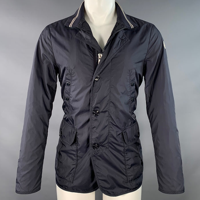 Moncler Taille M Veste Coupe-Vent Nylon Bleu Marine Zippée et Boutonnée