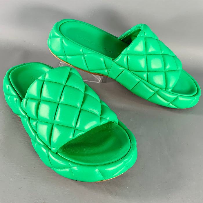 BOTTEGA VENETA Size 7 Green Quilted Padded Lambskin Leather Slide Sandals
