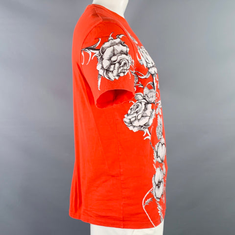 VALENTINO Size L Red Black White Symmetrical Roses Graphic Cotton Crew Neck T-shirt
