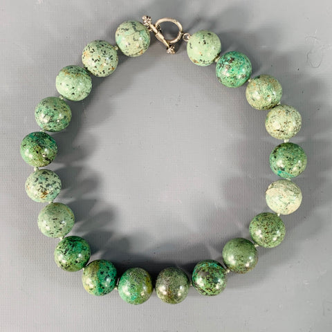 Collier de perles épaisses marbrées vert et noir, style vintage