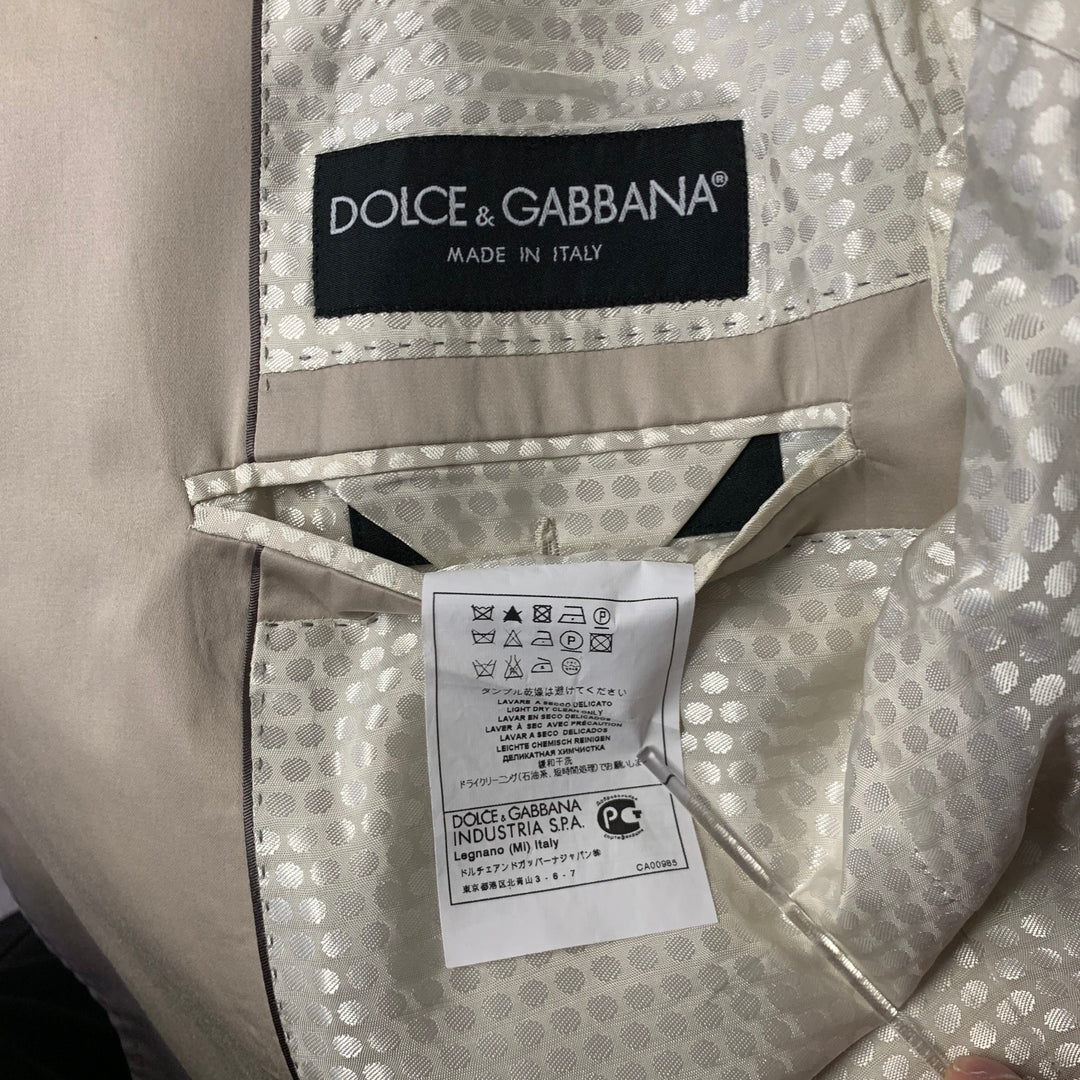 DOLCE & GABBANA Size 46 Khaki Notch Lapel Suit