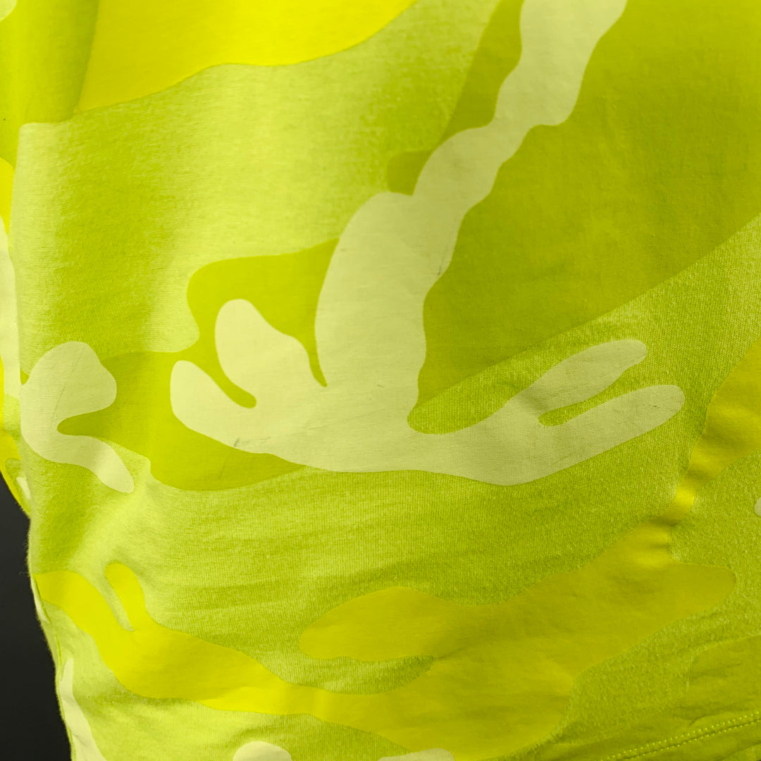 VALENTINO Size M Neon Green Yellow Camouflage Cotton Crew Neck T-shirt