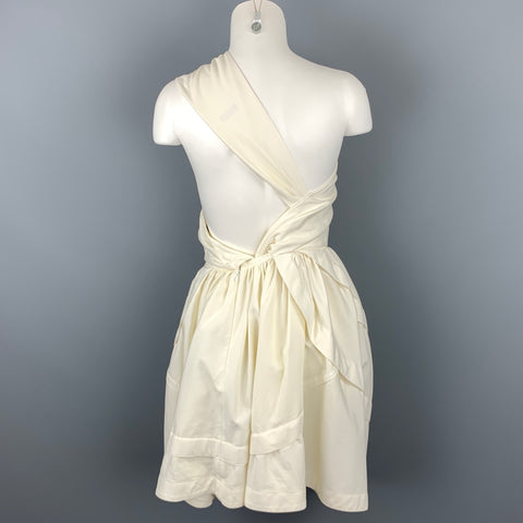 ALAIA Vestido de un hombro con vuelo y ajuste asimétrico de algodón color crema talla S