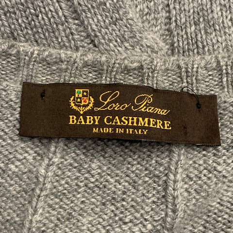 LORO PIANA Size M Grey Cable Knit Baby Cashmere Crew Neck Sweater