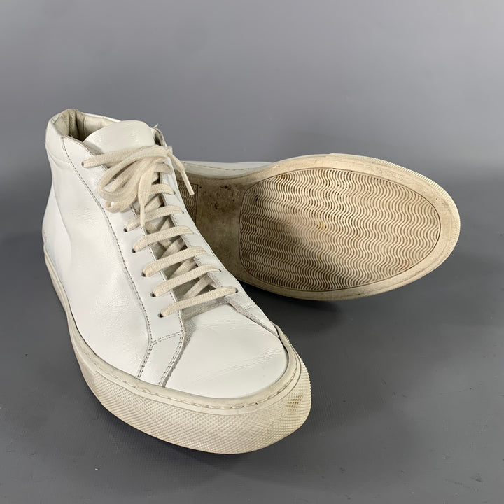 COMMON PROJECTS Size 8 White Leather Lace Up Sneakers
