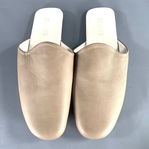 FRETTE Size 9 Grey Taupe Leather Slippers Loafers