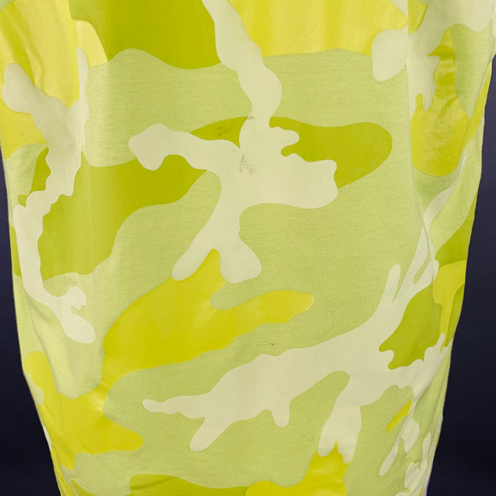 VALENTINO Size M Neon Green Yellow Camouflage Cotton Crew Neck T-shirt