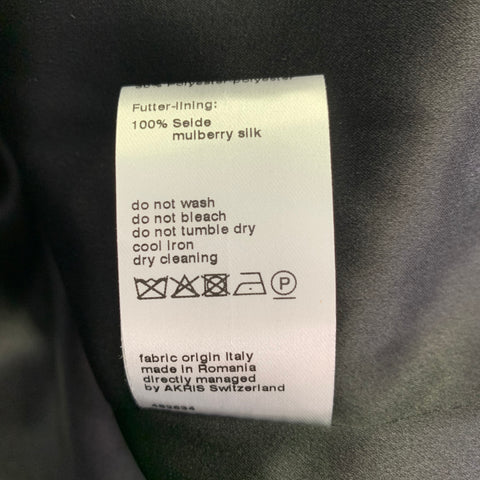 AKRIS Size 12 Black Silk Blend Quilted Coat
