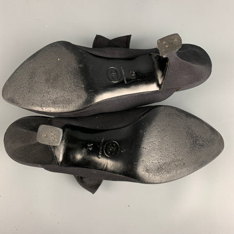 CHANEL Size 7 Black Taffeta Bow Slingback Pumps