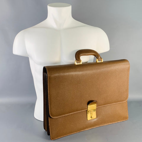 GUCCI Vintage Tan Pebble Grain Leather Combo Lock Briefcase