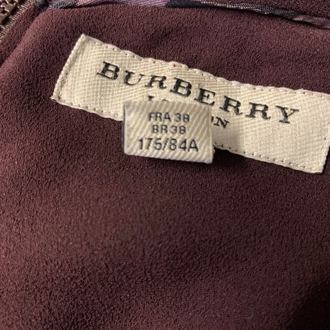 BURBERRY Size 6 Burgundy Polyester V Neck Knee-Length Cocktail Dress