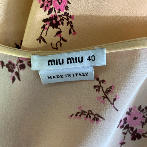MIU MIU Size 4 Peach Pink Silk MF1335 Floral Knee Length Dress