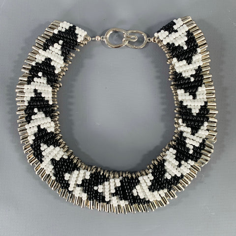 NO BRAND Silver Black White Beaded Metal Safety Pin Necklace