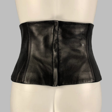 CHANEL FW 01 Cintura talla 6 Cinturón de seda de cuero negro