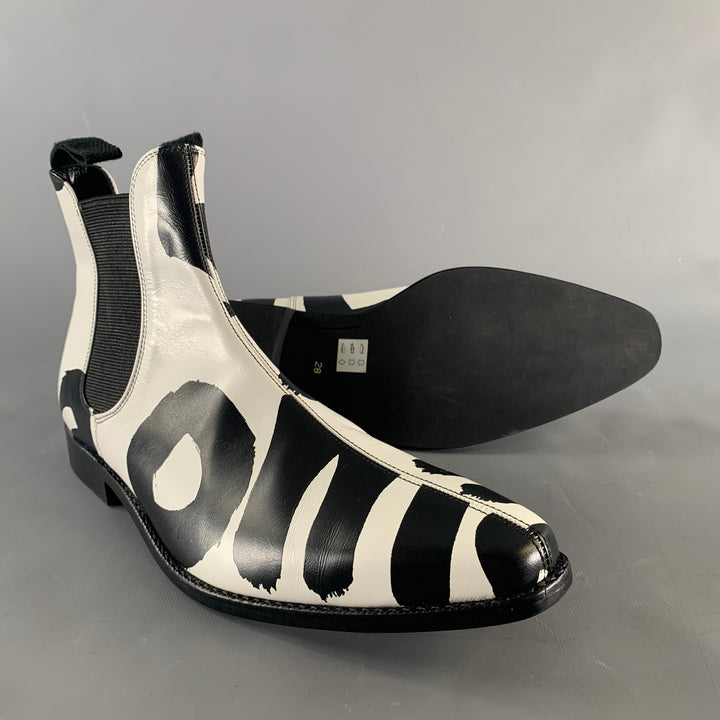COMME des GARCONS HOMME PLUS Size 10 Black White Print Leather Pull On Boots