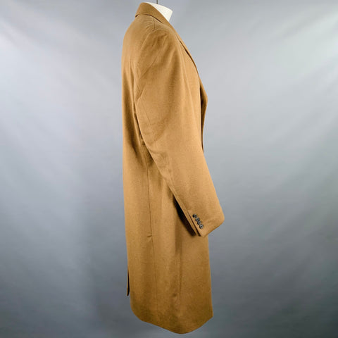 Manteau Simple Boutonnage en Cachemire Tan JoS. A. BANK Taille 42