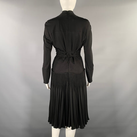 CHADO RALPH RUCCI Size M Black Pleated Deep Neck Knee-Length Dress