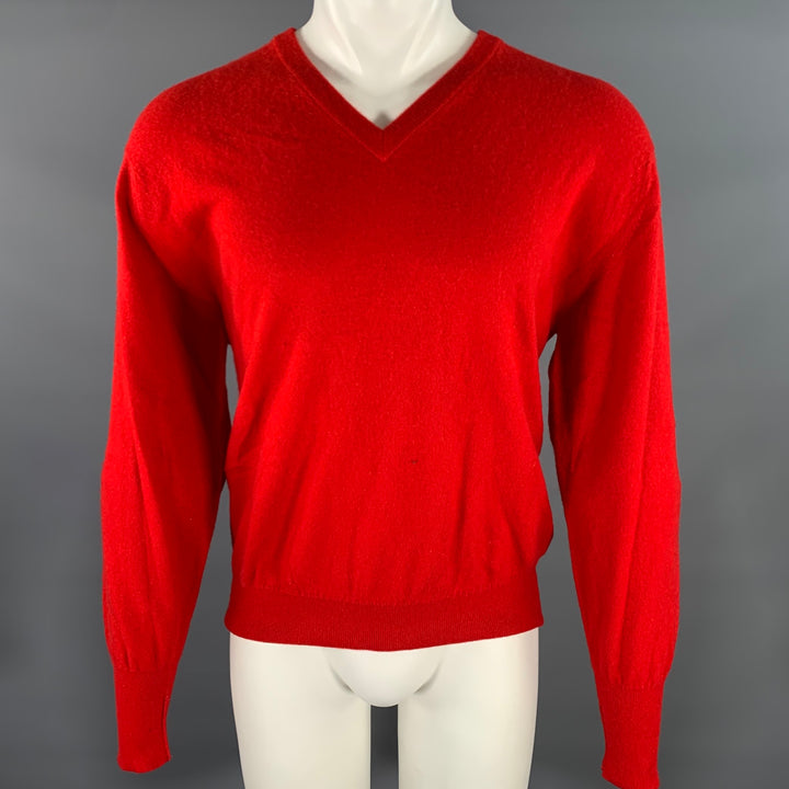 TURNBULL & ASSER Size L Red Knitted Cashmere V-Neck Sweater