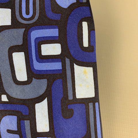 Corbata de seda geométrica azul marino de GUCCI