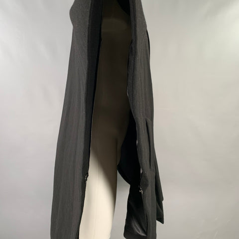 YANTOR Size M Black Wool Poncho Coat