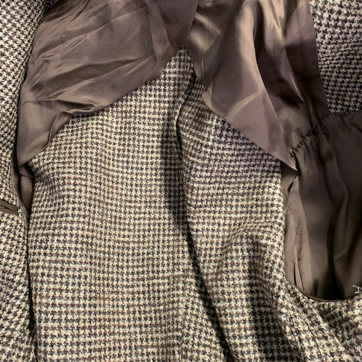 SAKS FIFTH AVENUE Size 40 Khaki Brown Houndstooth Wool Blend Sport Coat